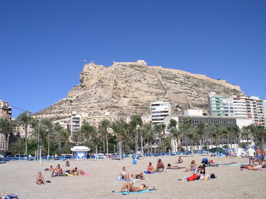 Beach & Urban Attic Alicante Rom bilde