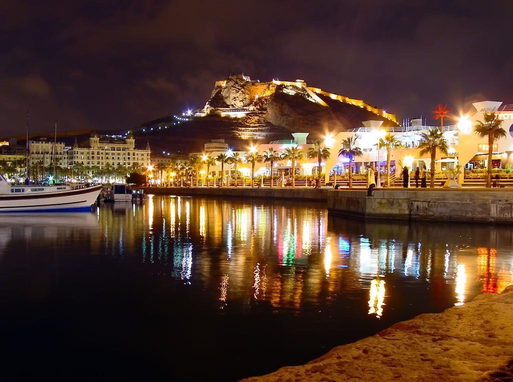 Beach & Urban Attic Alicante Rom bilde